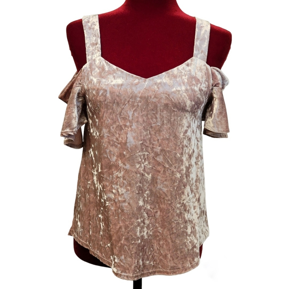 Blue Rair crushed velvet cold shoulder top size small